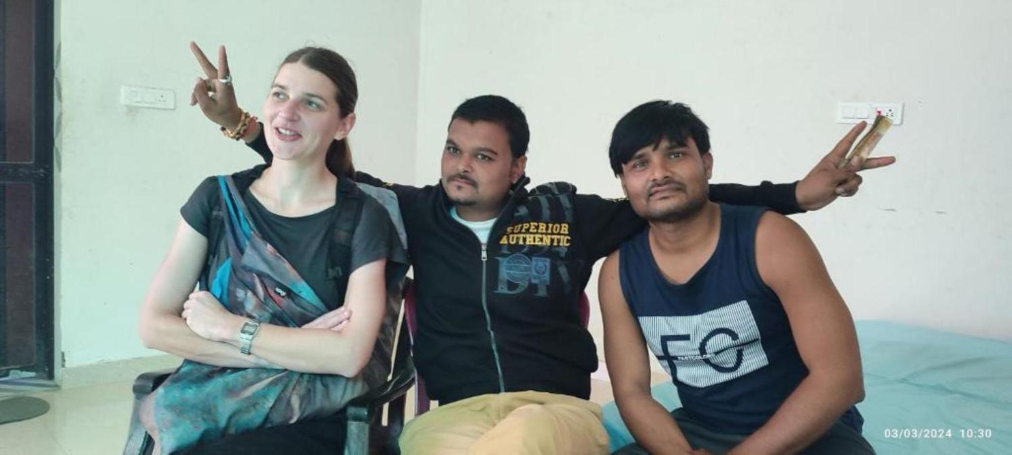 Khajuraho Hostel Bagian luar foto